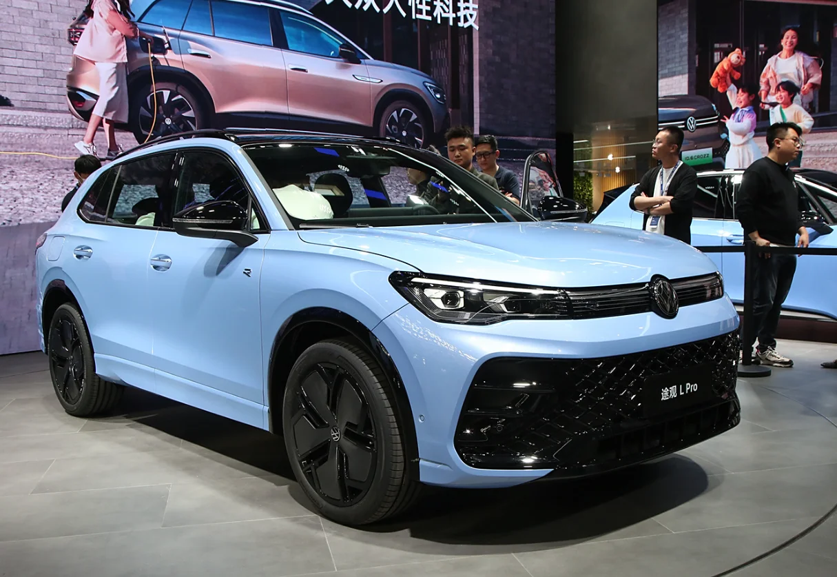 2024 Tiguan L Pro R-Line Zhizun версия 380TSI полноприводный внедорожник новое состояние Электрический гибридный бензиновый автомобиль левое Рулевое управление