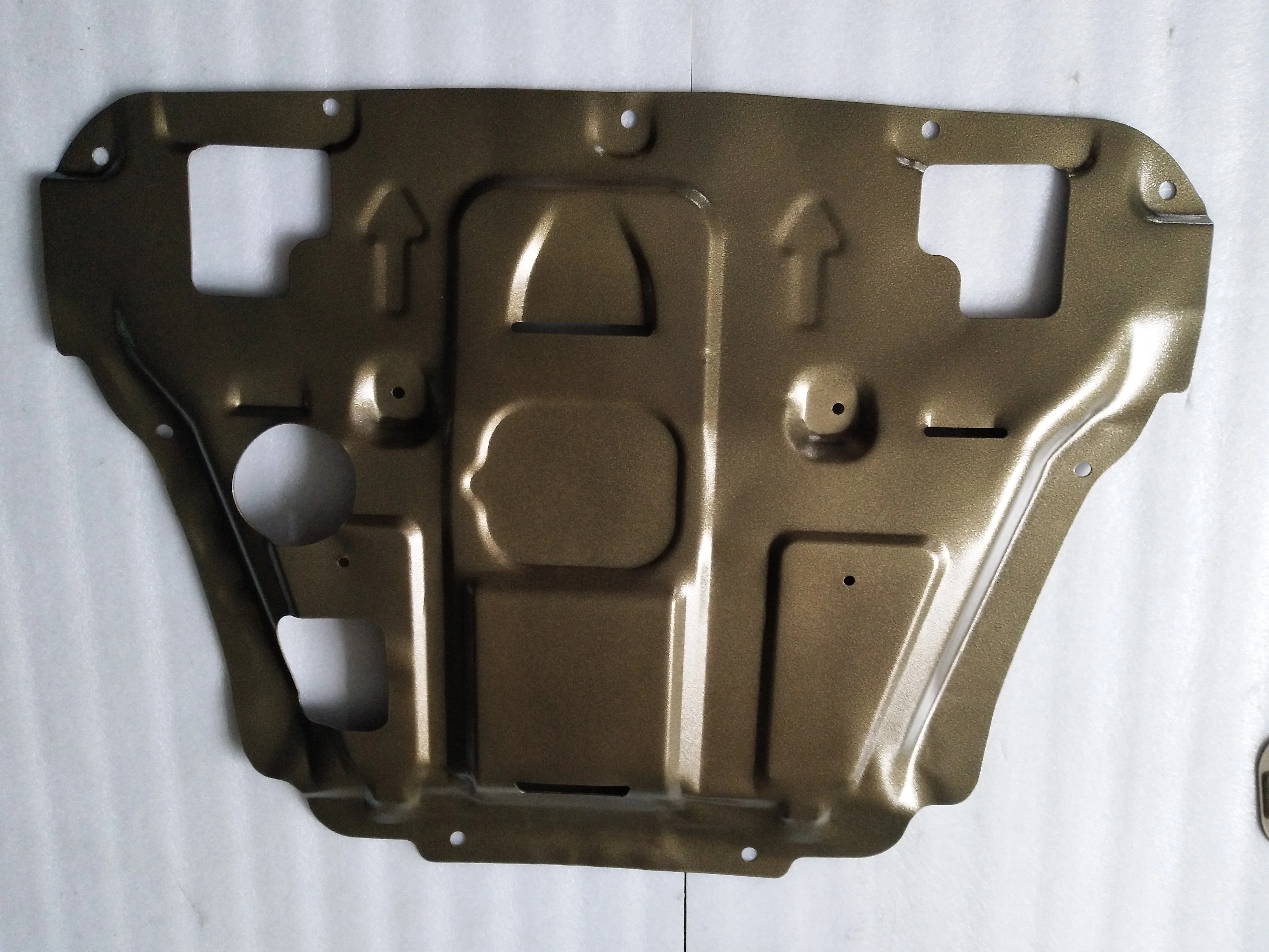 Factory Custom Steel Aluminum Engine Under Cover Guard Skid Plate For Geely Atlas Proton X70 2016-2021