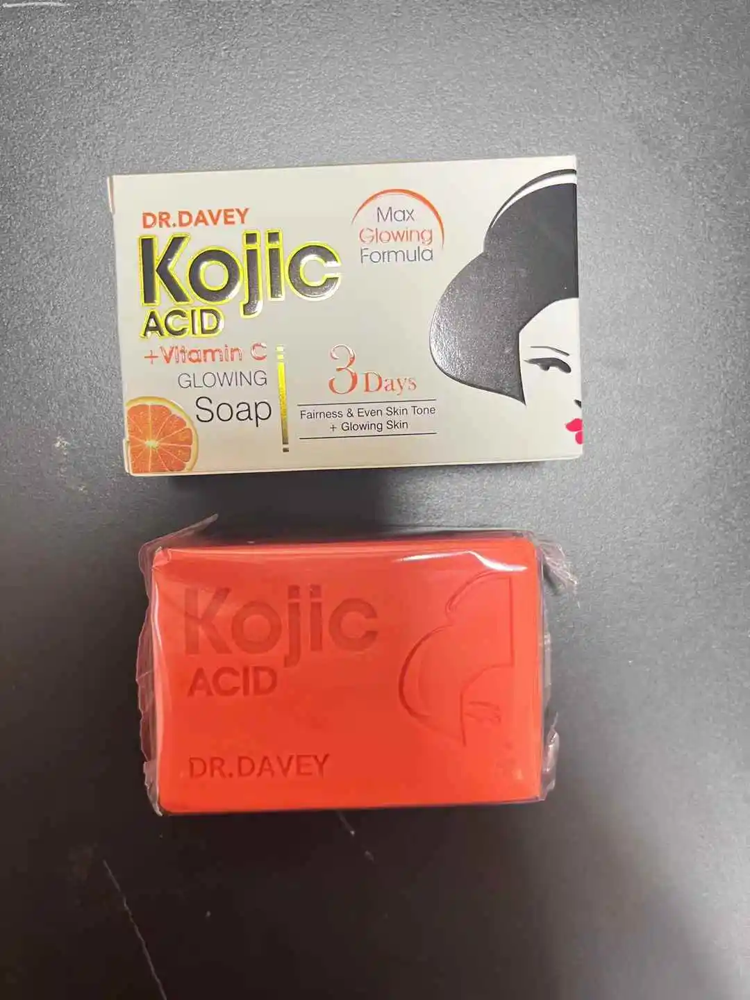 DR.DAVEY очищающее мыло осветляющее Kojic Acid витамин C