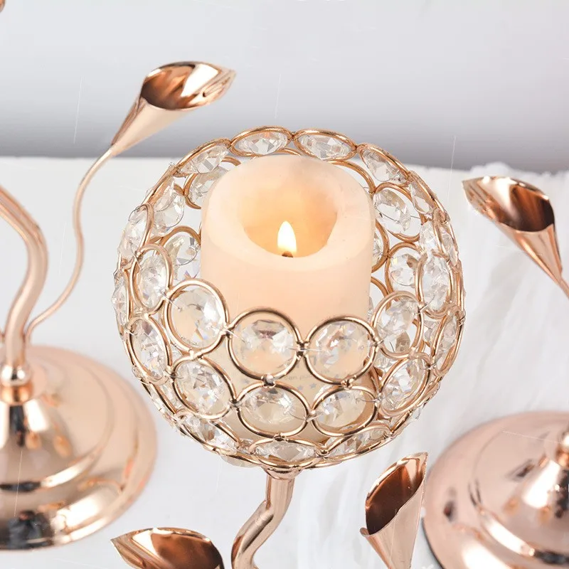 European Gold Crystal Candlestick Candle Holder Metal Centerpiece Home Decoration Candle Cup for Wedding Christmas Celebrations