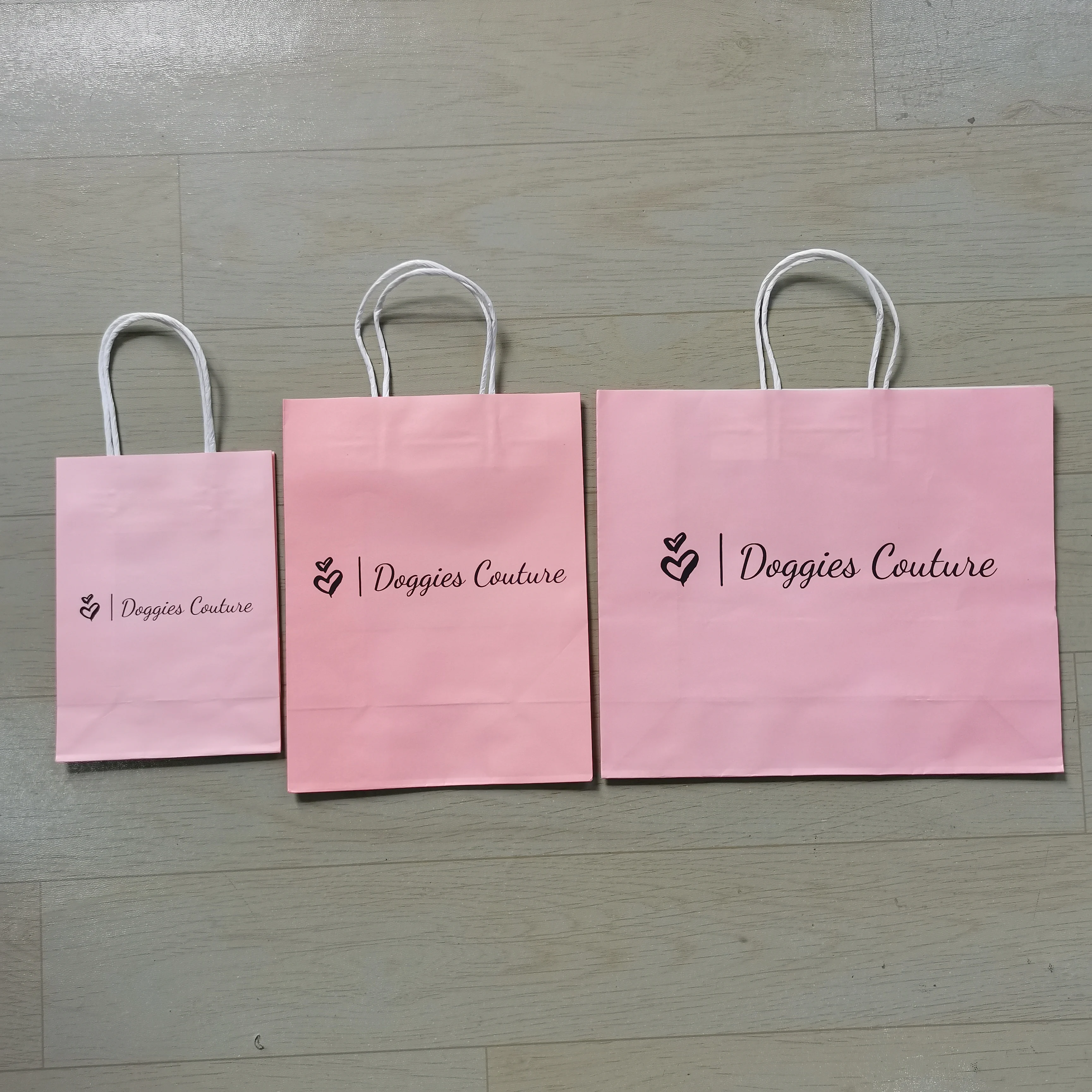 Wholesale Kraft Paper Bag Gift Shopping Paper Bag With Logo For Clothing Custom Packaging Bag