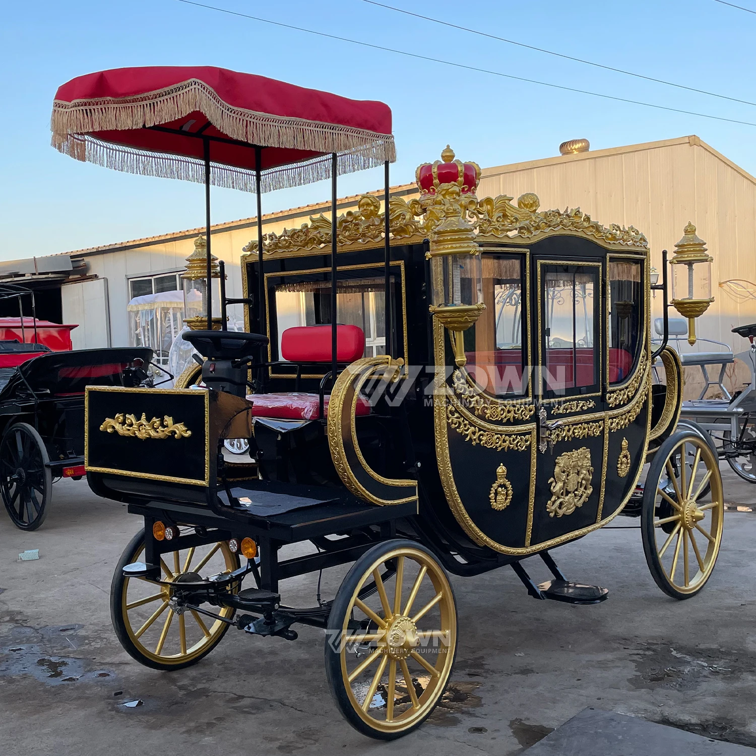 2024 New Multifunctional Electric Black Classic Retro Royal Carriage Luxury Wedding Carriage with Lights for Sale