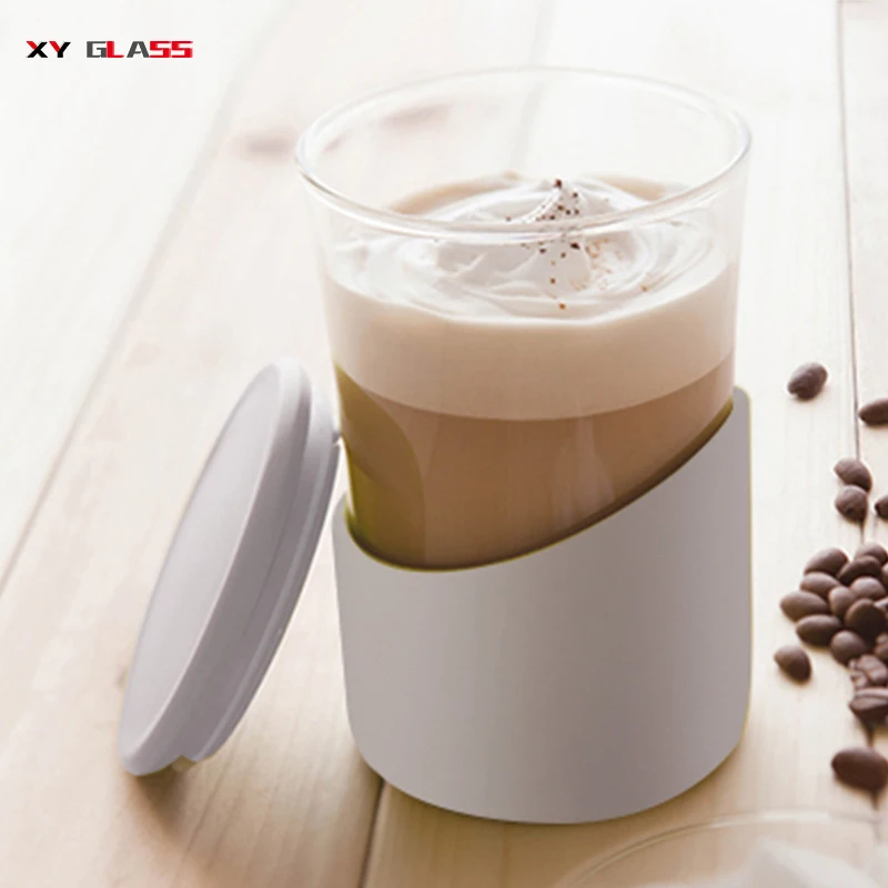 High borosilicate cooking glass with silicone sleeve and lid coffee cup