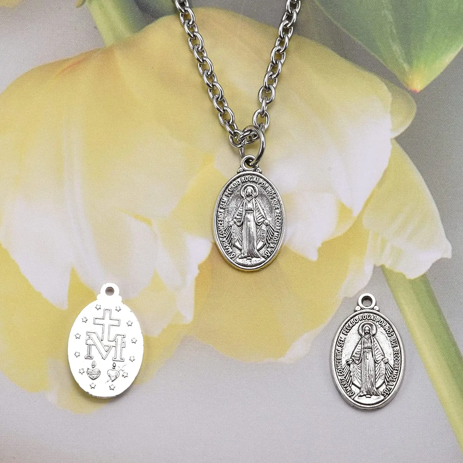 60pcs Our Lady Miraculous Medal Floral Rosary Centerpiece Cross Jesus Virgin Mary Catholic Alloy Crucifix Charms12mmx20mm