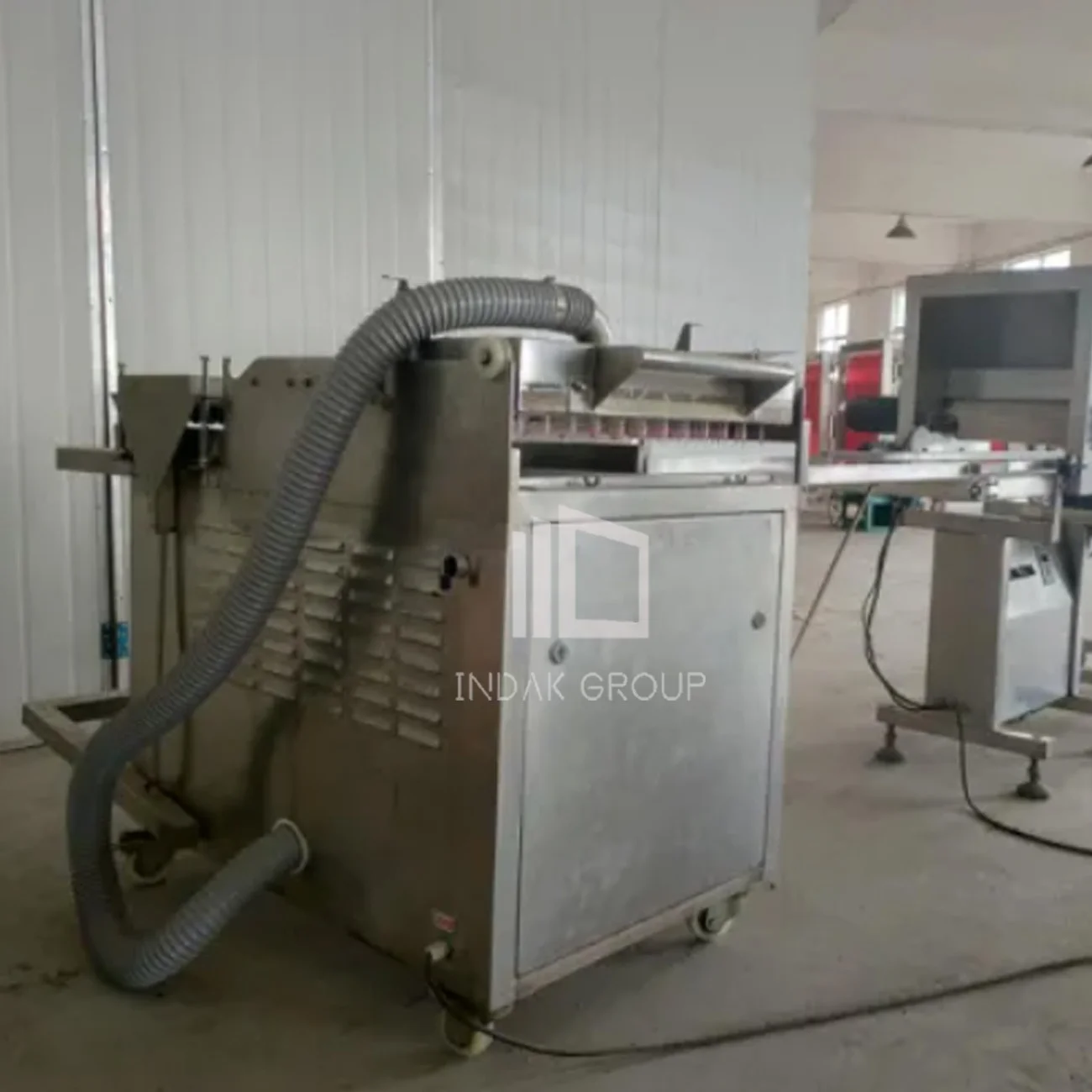 Tomato seeds tray seeding machine from Zhengzhou Rephale, China.