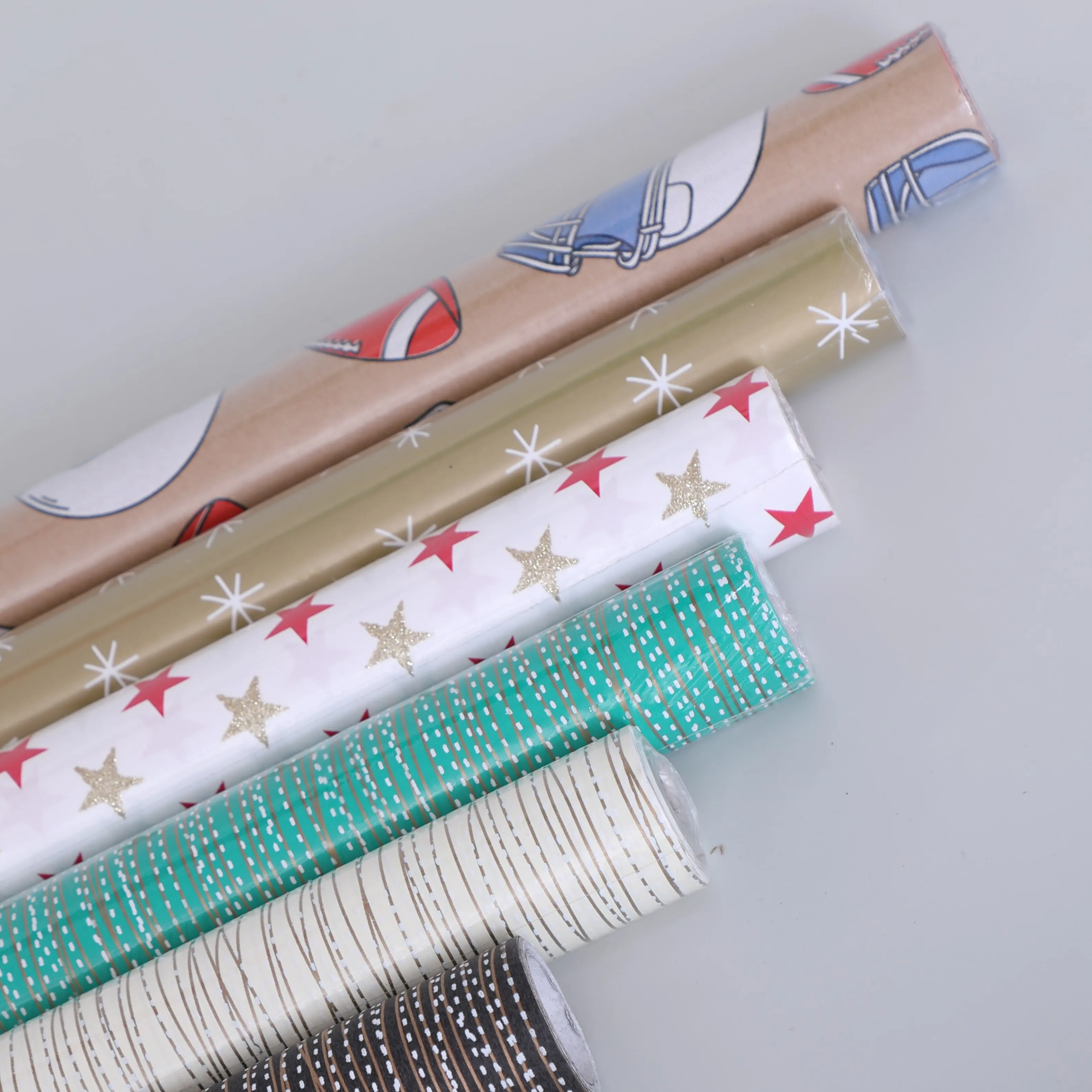 Custom Different design and printing gift wrapping paper for various themes packing for holidays and parties