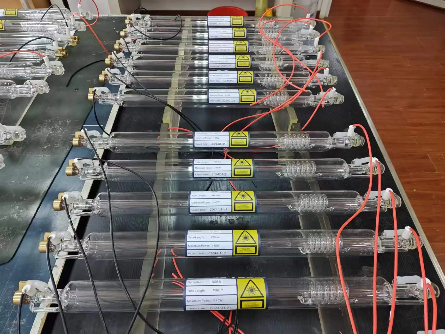 China Factory Made Helium-Neon (HeNe) Laser Tube for Veterinary Instrument Use