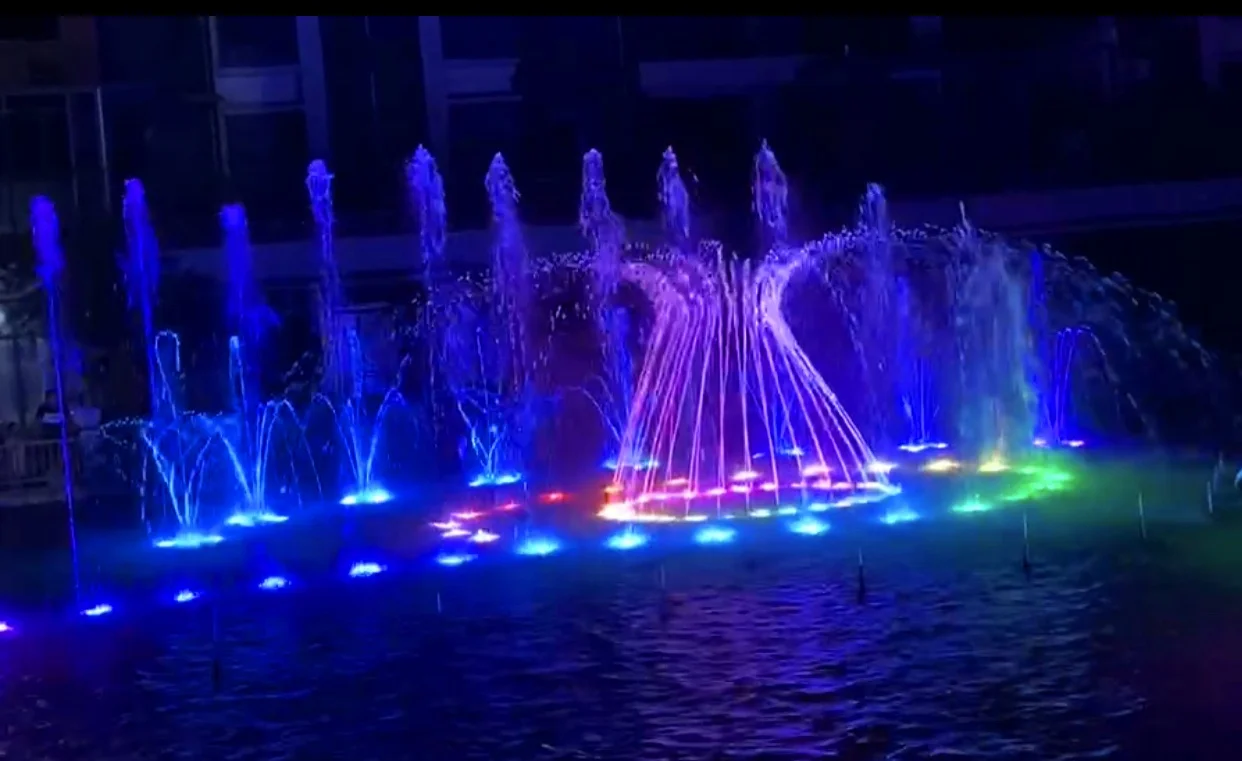 Professional Customized Musical Dancing Water Fountain Outdoor Music Fountain with 3D Model Design Metal Material