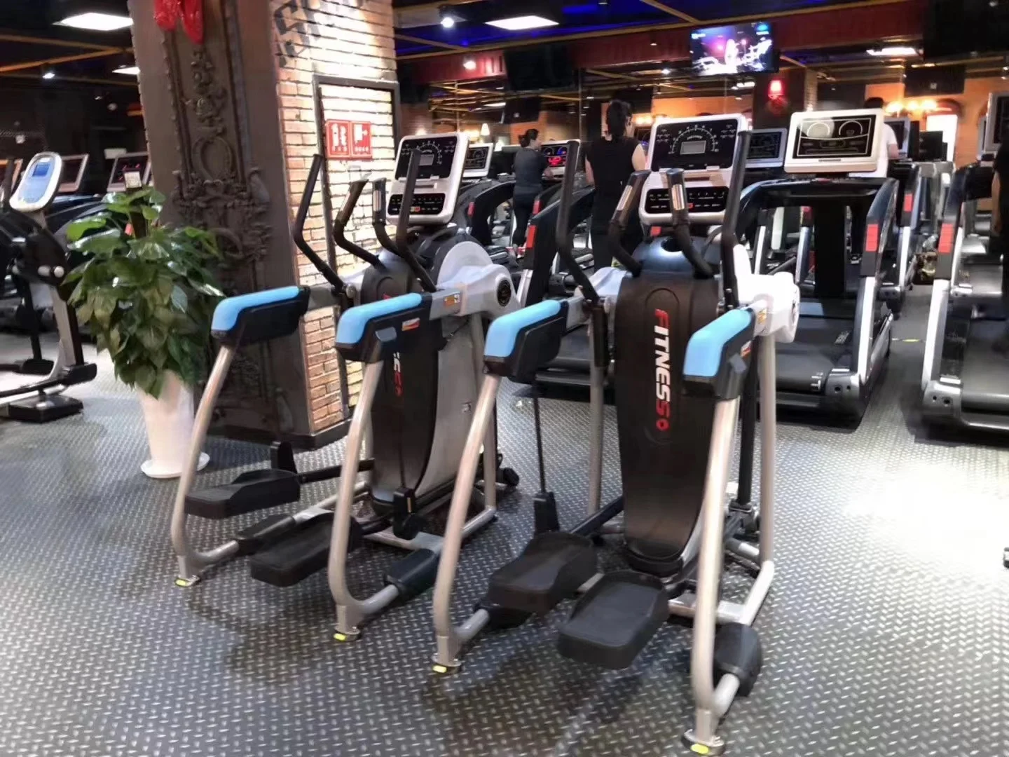 2023 Hot Sale Stepper Functional Walker Cardio Machine Aerobic Mountaineering Machine Commercial Gym Fitness machine