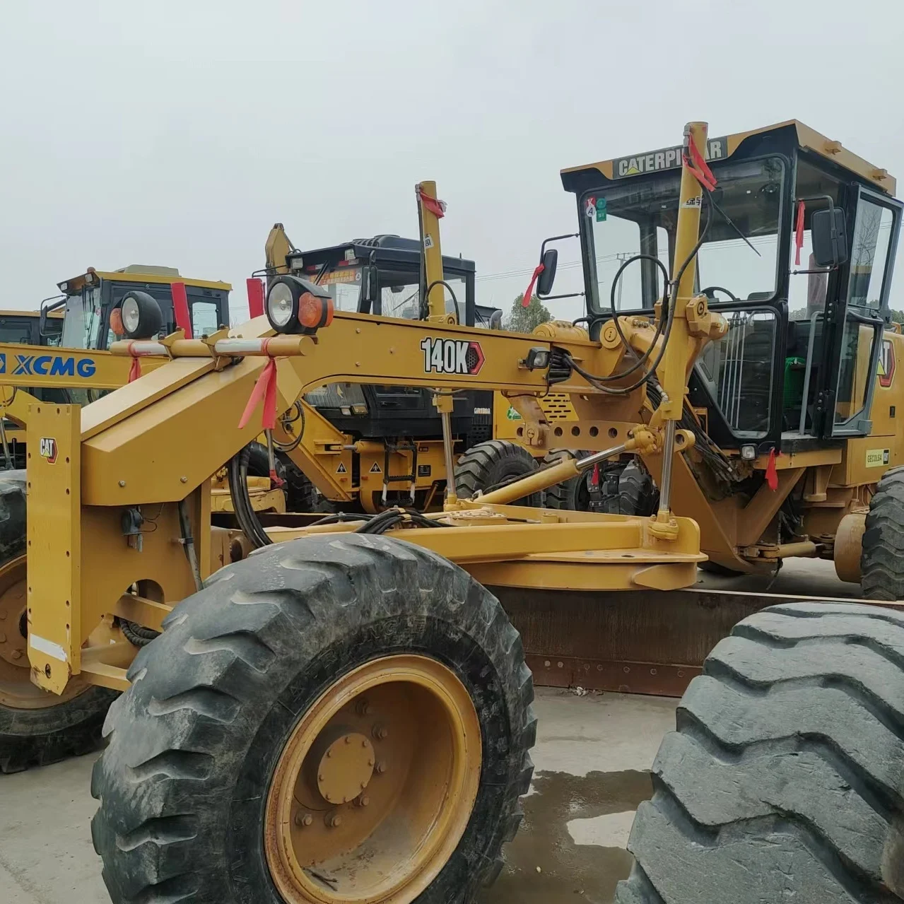 Medium Duty Caterpillar Graders 120H 140H Used Komatsu Graders Trade Mart 511 Qatar Machinery and Equipment for Sale
