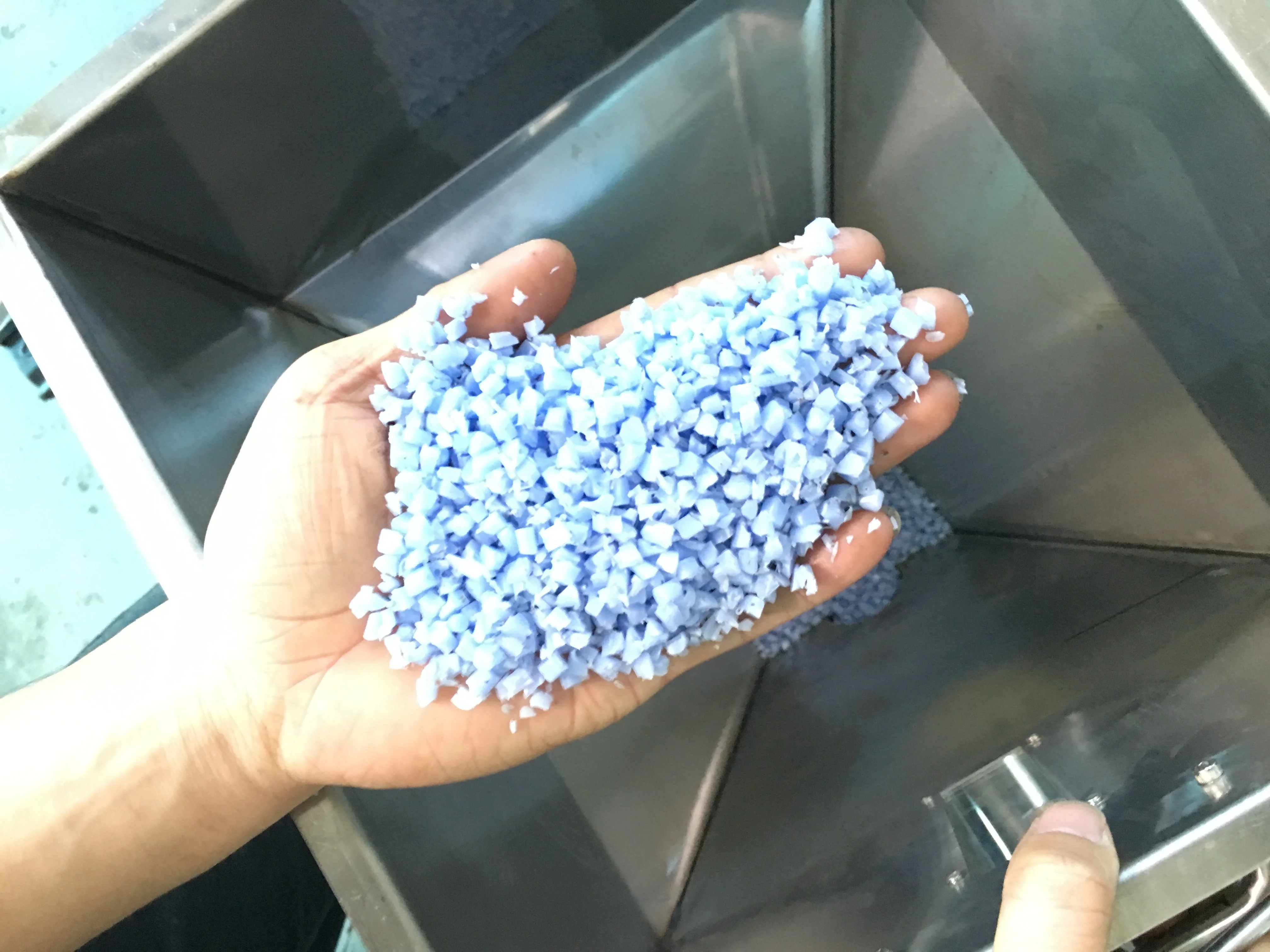 recycling plastic crusher machine and shredder unit price