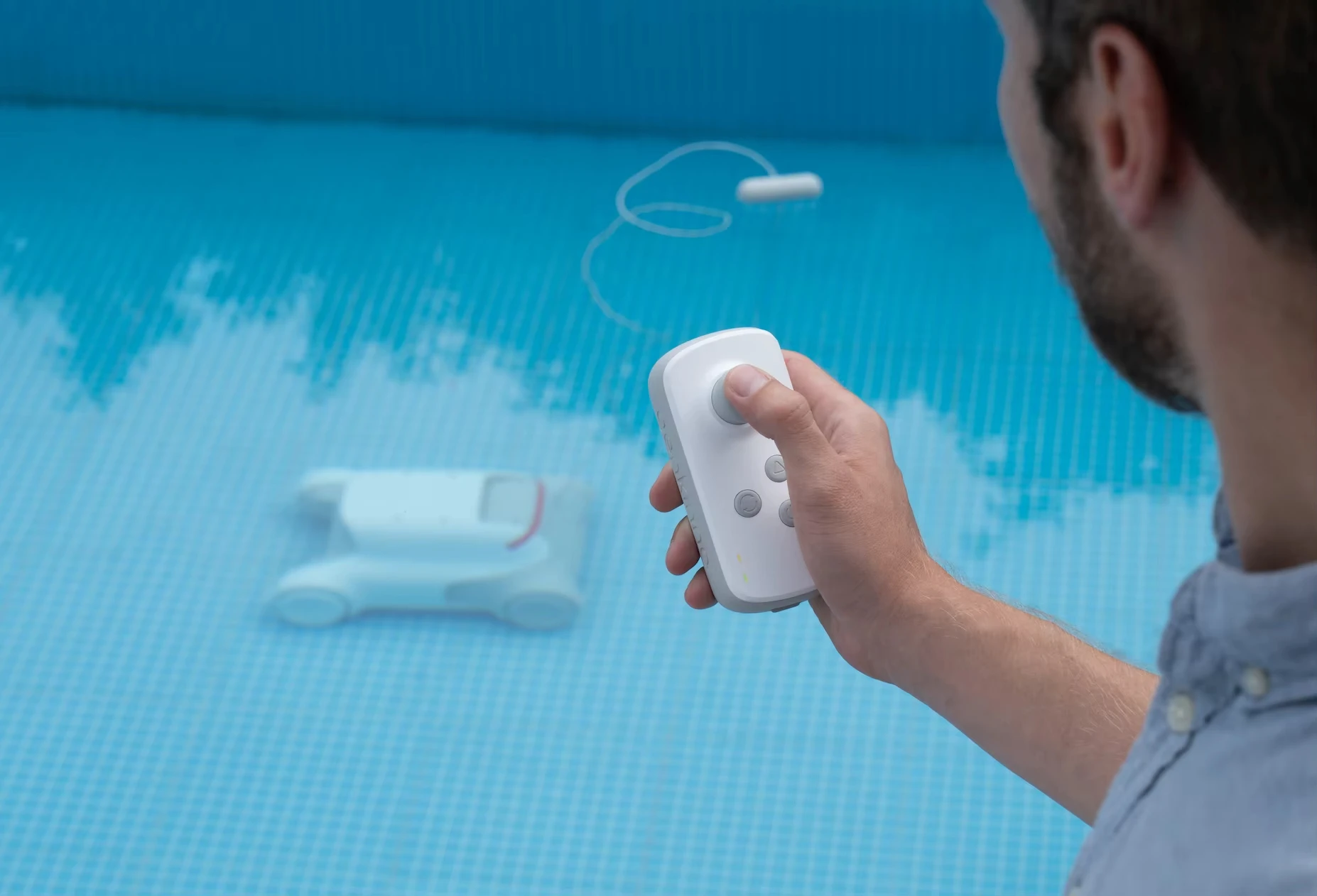 Underwater Robot Suction Machine for Swimming Pool Cleaning Essential Pool Cleaning Tool & Accessory