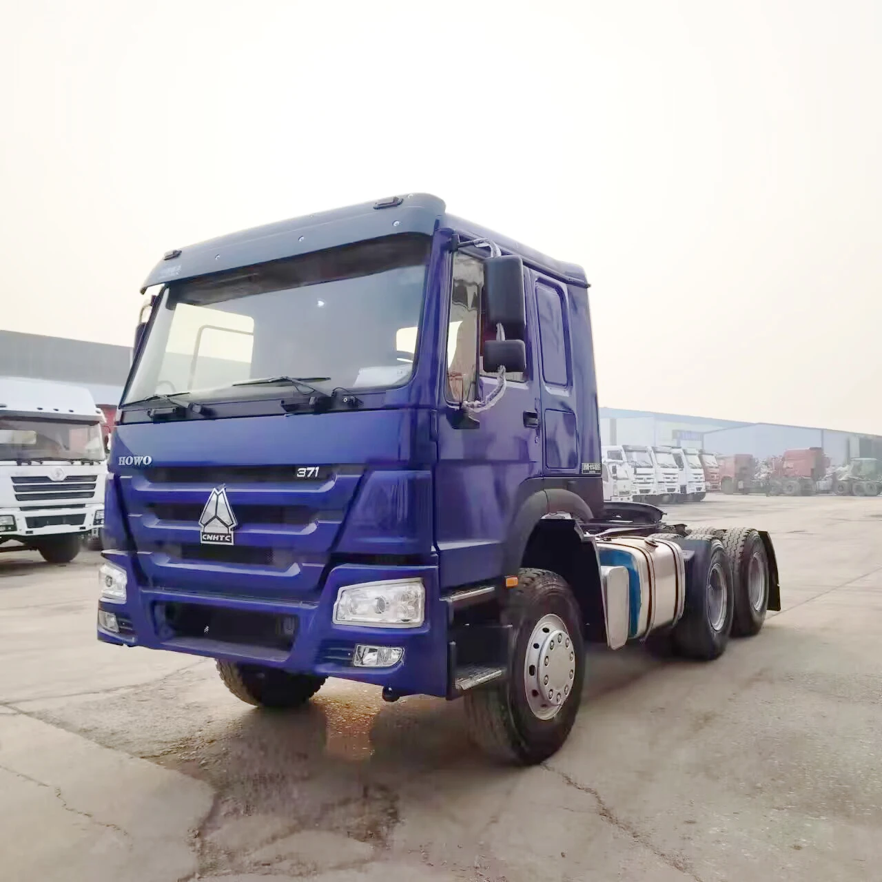 Used High Refurbished Standard HOWO 6X4 375HP Tractor Truck Head In Africa