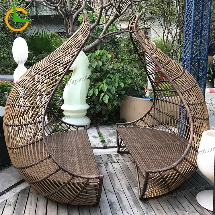 Liyoung luxury waterproof rattan outside patio poolside beach outdoor daybed sun loungers