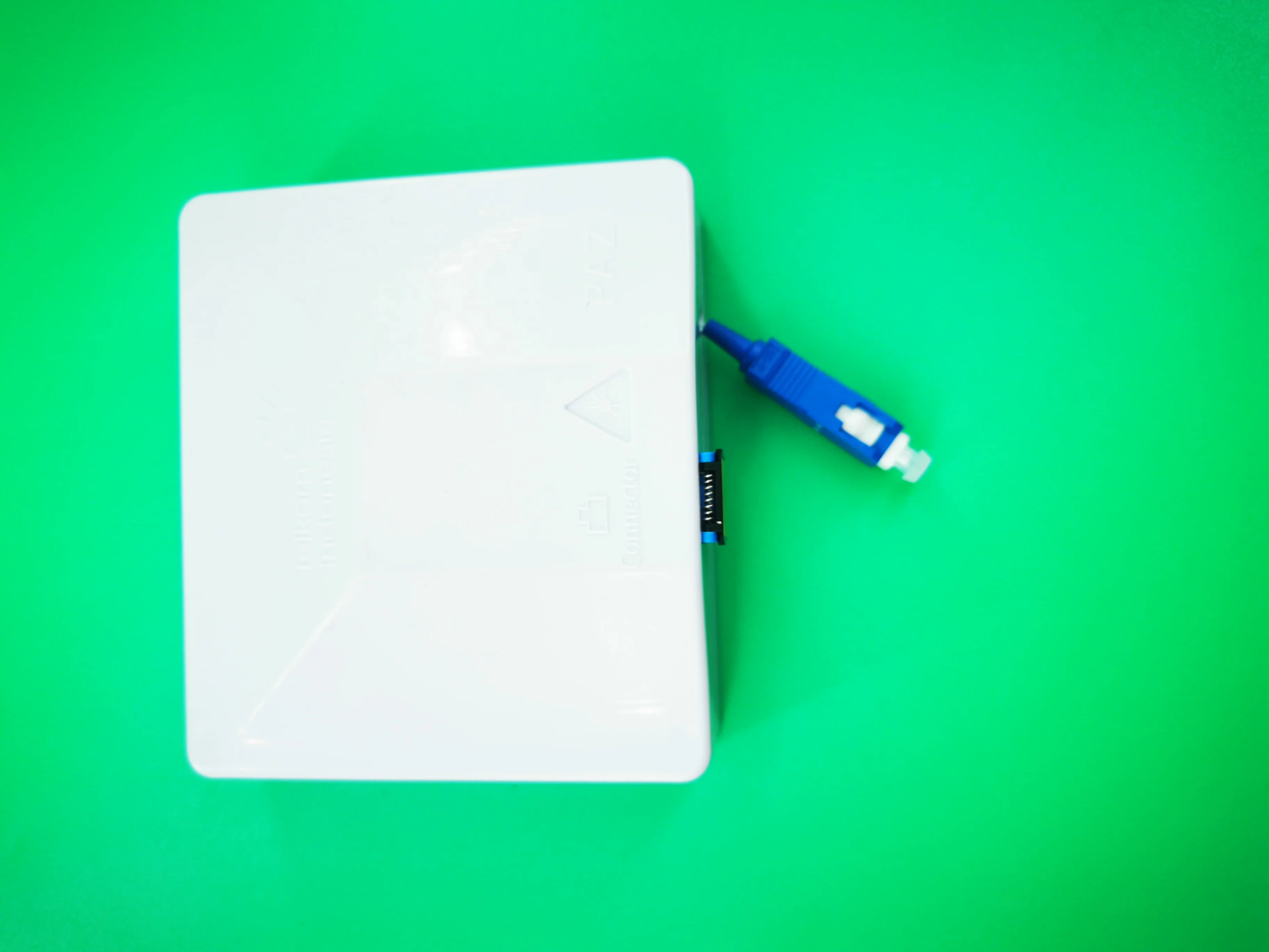 Fiber Optic Invisible Cable G657A2 0.9MM Wall Mounted Desk Rolling Socket Indoor FTTH Terminal Box