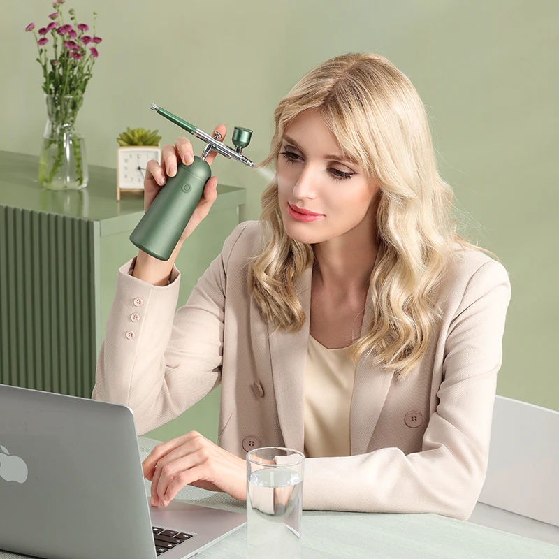 
With factory price and professional export experience mini airbrush makeup kit for makeup and cosmetic in SPA 