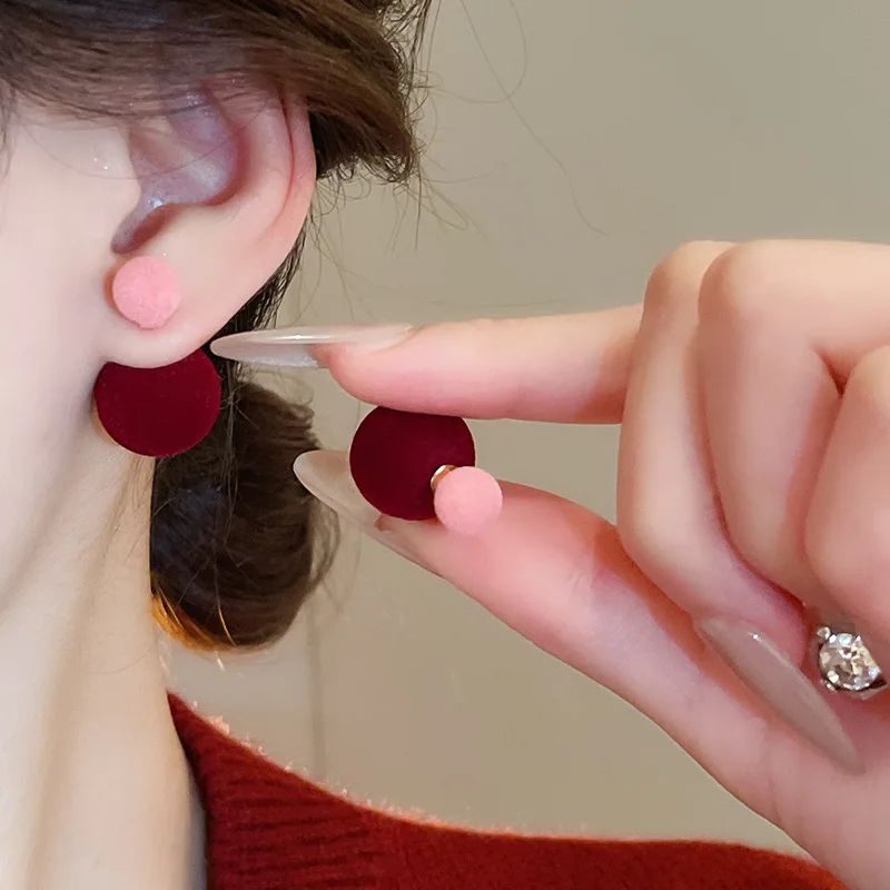 Winter Fashion Jewelry Earrings Women Stud Round Ball Shaped Flocking Earrings For Women Wholesale