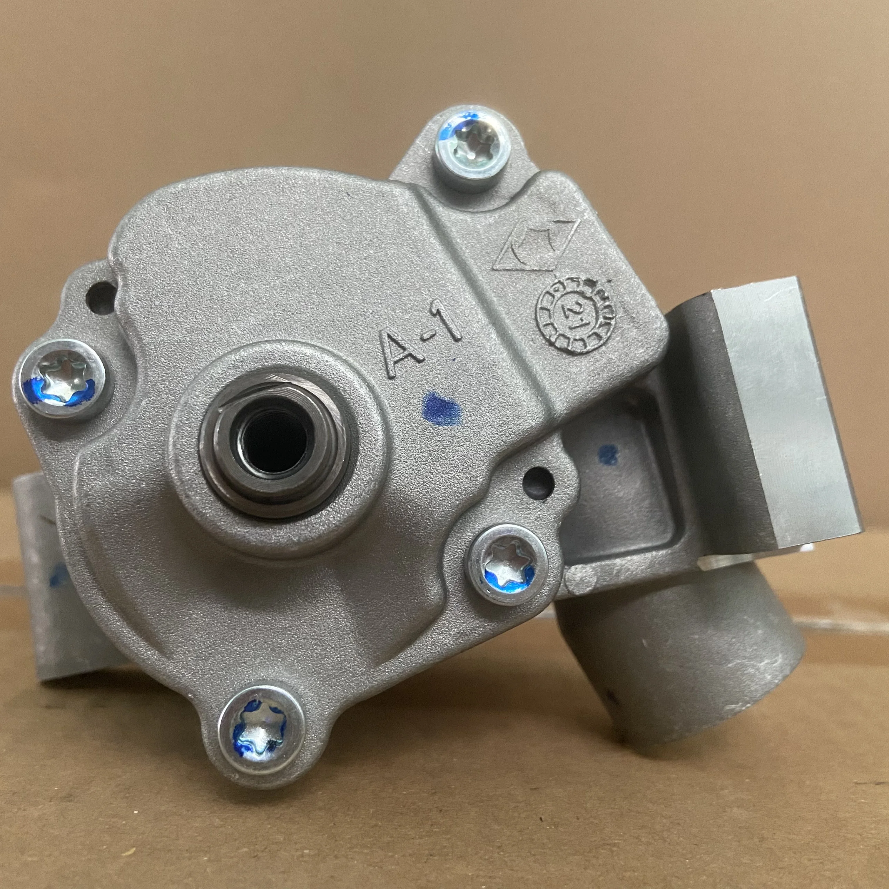 Original SAIC MG Auto Engine Part Oil Pump For MG All Models Cars