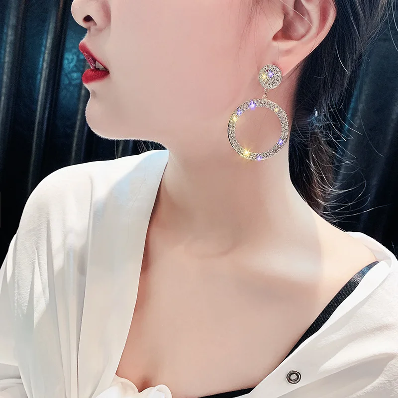 E-126 Simple Design Crystal Rhinestone Extravagant Earrings Beautiful Color Latest Large Ladies Earrings