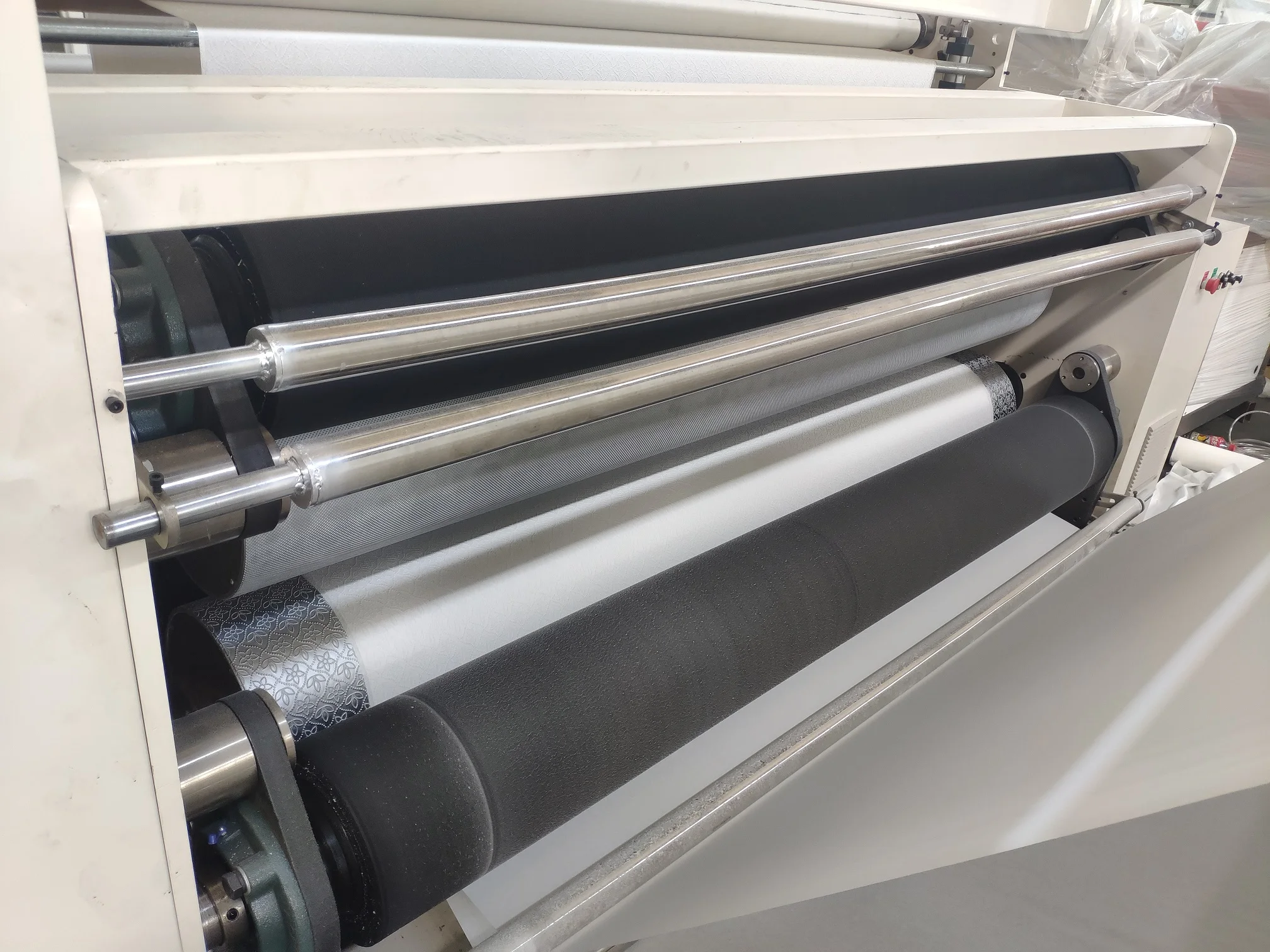 Automatic Color Glue Kitchen Towel Paper Machine Rewinding Toilet Paper Machinery