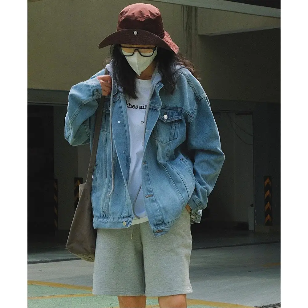 Women wholesale hot seller oversize style fashion lady spring summer jean jacket loose denim coat jackets