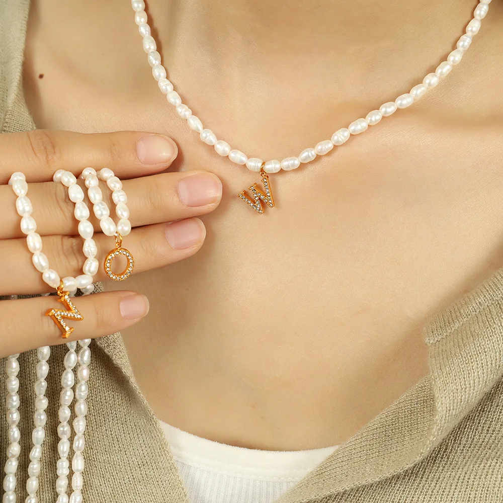 Freshwater Pearl Letter Pendant Necklace New Stainless Steel 18k Beaded Zircon Necklace Waterproof Fashion Necklace