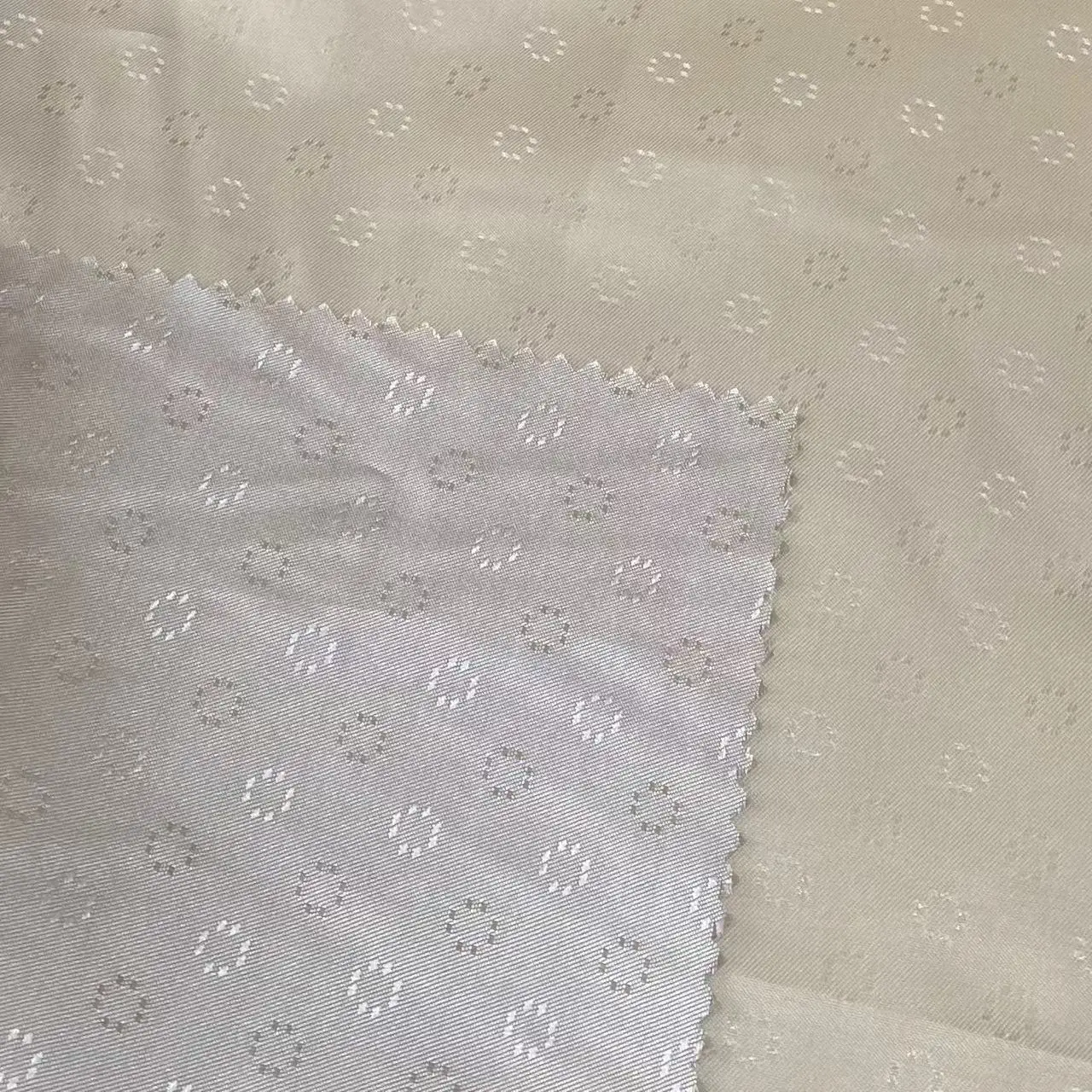 hot sale 100%polyester jacquard woven two tone dobby 230T taffeta lining fabric for suit
