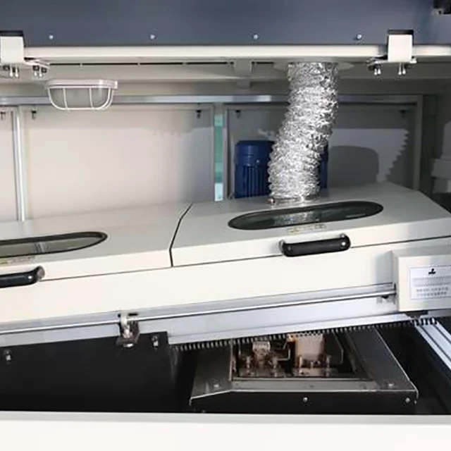 Automatic wave soldering machine dip assembly machine PCB driver manufacturer