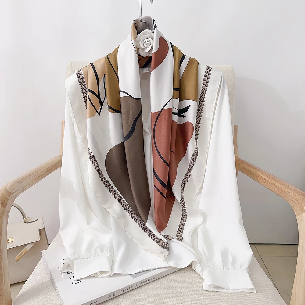 New Fashion 90*90cm Geometric Pattern Printed bandana scarf for women ladies hijabs head hair silk scarf