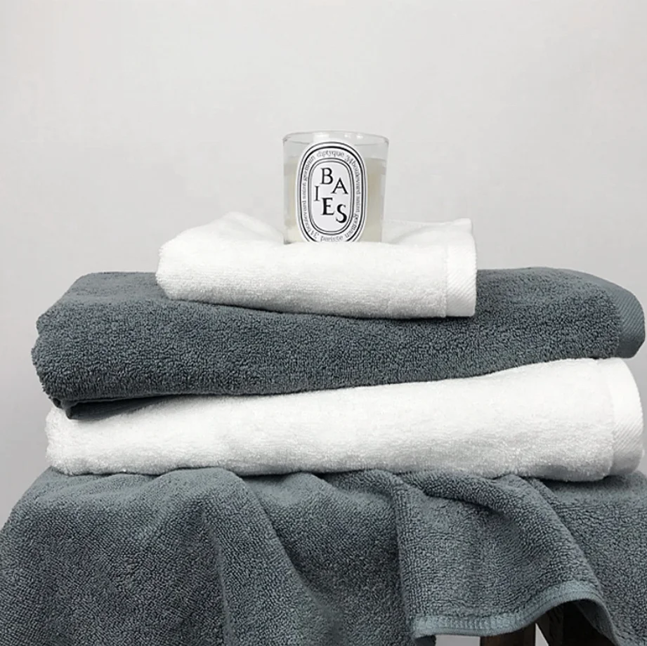 Wholesale Custom 600gsm Soft and Absorbent White Pink Grey 100% Cotton Bath Towels Natural Ultra Towel Sets