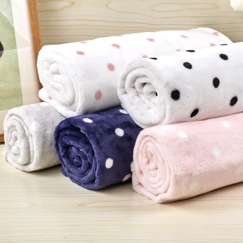 Wholesale baby comfortable summer blanket printed flannel swaddle blanket