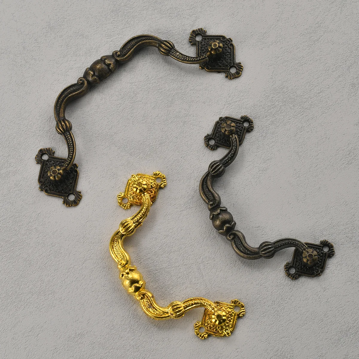 New Chinese classical zinc alloy handles are used for furniture hardware in wardrobes, cabinets, doors, windows, and drawers