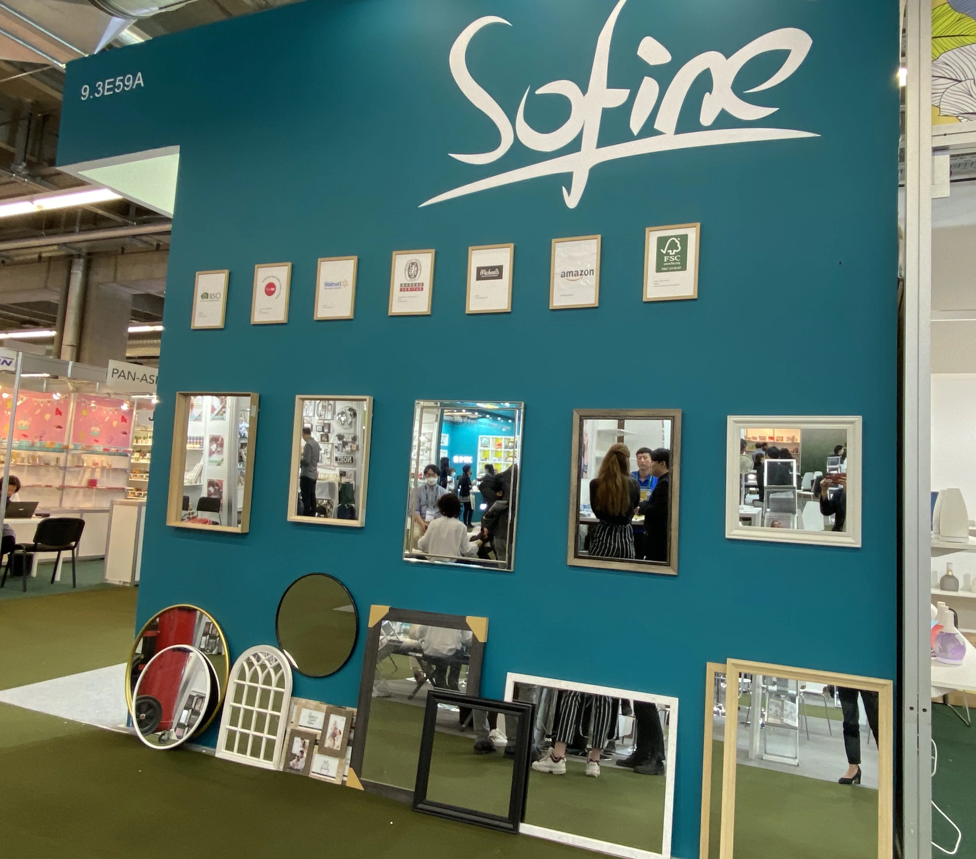 Wall Hanging Wood Frame Whiteboard Calendar Dry Erase Weekly Planner Chore Chart