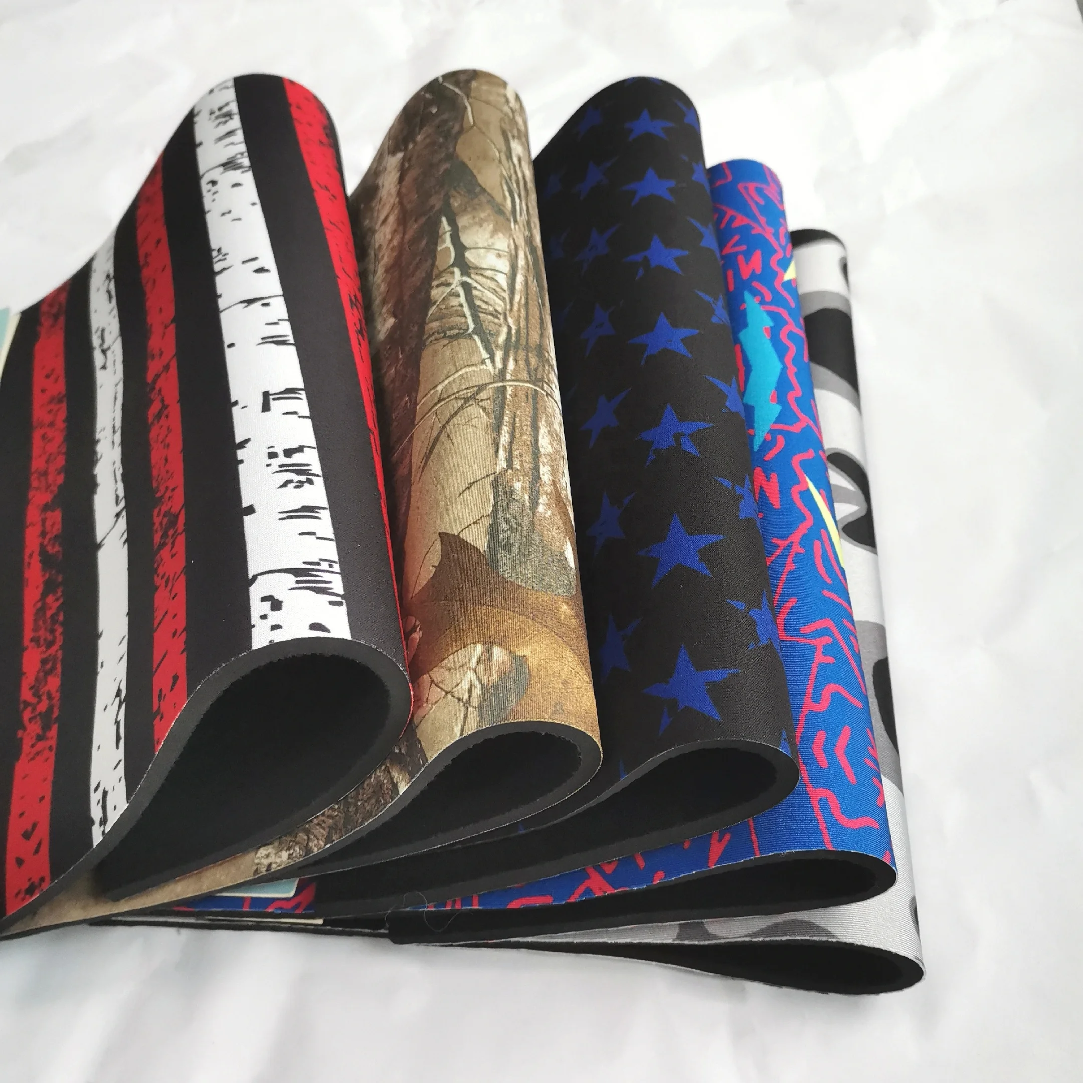 Factory Customized 5mm thick Camo Neoprene rubber sheet with Polyester Fabric Waterproof for Picnic mat/Bags