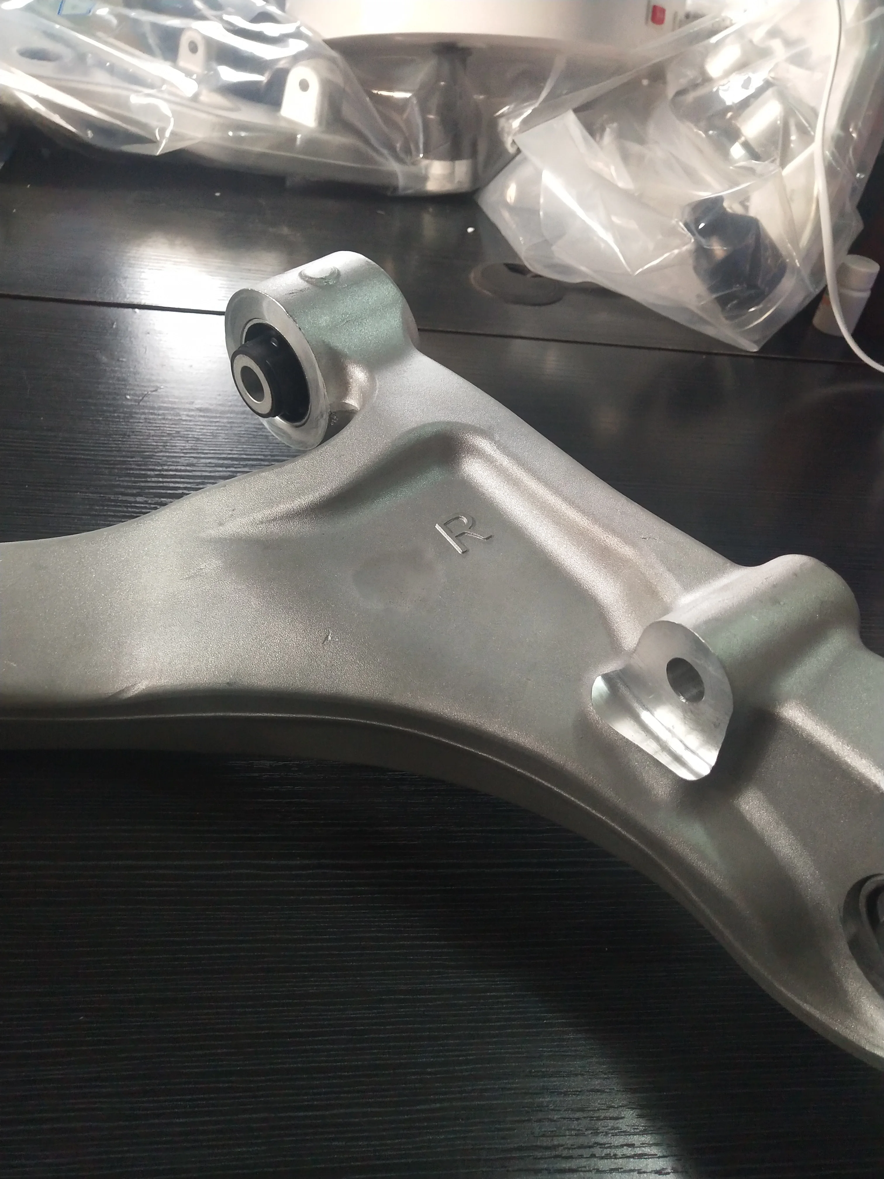 
factory 54500-1CA1A 54500-1CA1C for nissan Infiniti aluminum control arm 