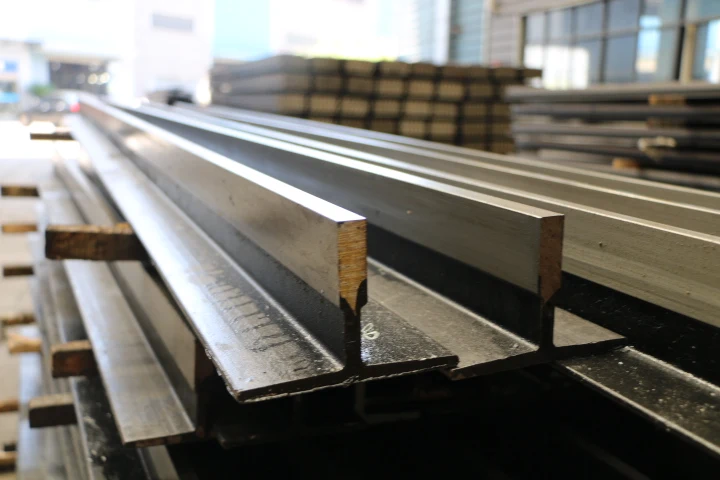 Supply Passenger Elevator T75 Guide Rail T78 T89 T90 T82 T140 T127 Elevator Rail Home Elevator Rail