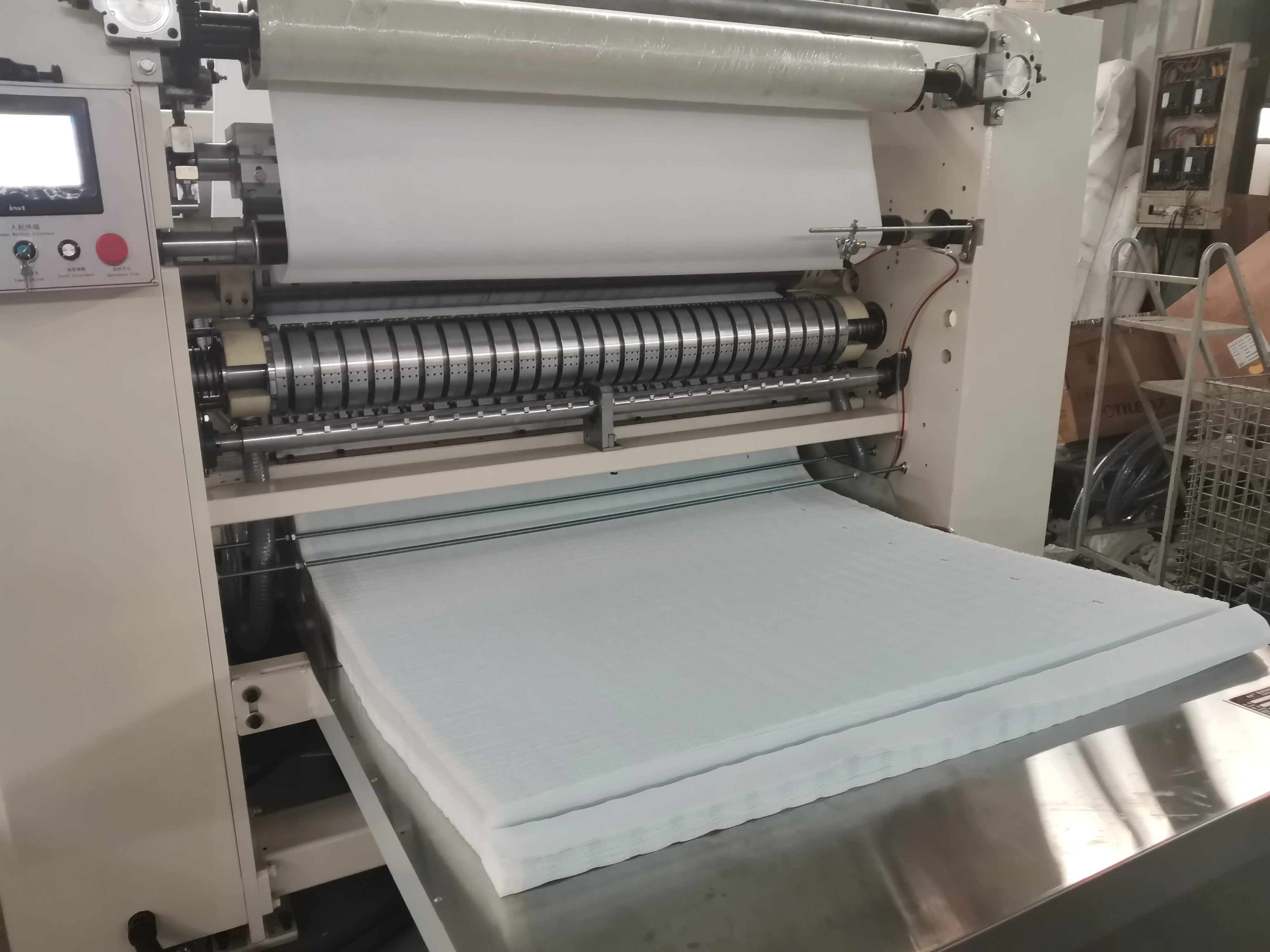 
High speed automatic glue lamination N fold hand towel paper production line 
