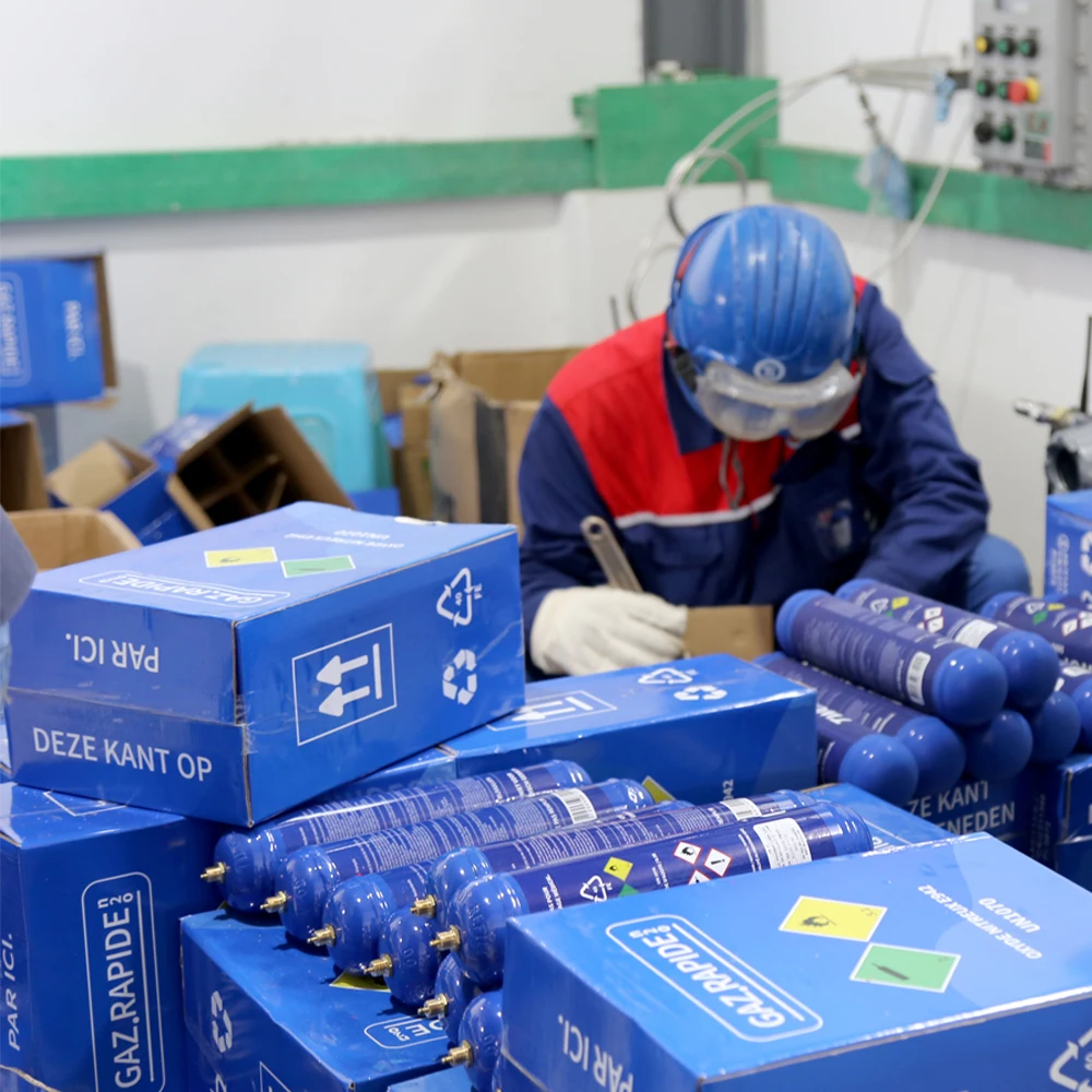 Оптовая продажа 580 г n2o Закись азота небольшой газовый баллон для наполнения штыревая антенна 580g крем зарядные устройства 0.95l взбитые
