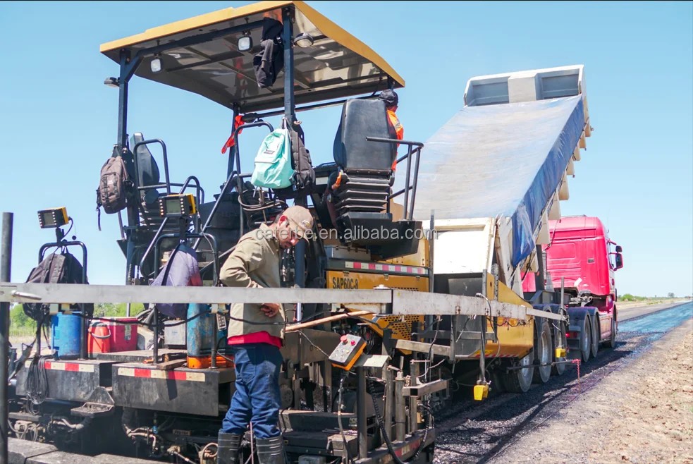 Excellent Paving Performance 6M SAP Series Asphalt Paver SAP60C-8 on Hot Sale