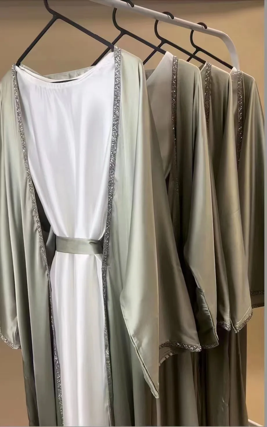 2024 New arrival plain color satin islamic Eid dress sets rhinestone decoration free with belt Turkey open abaya