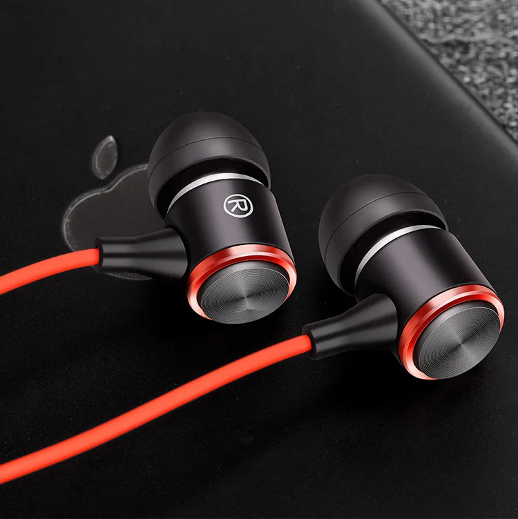 wired full metal earphones.jpg