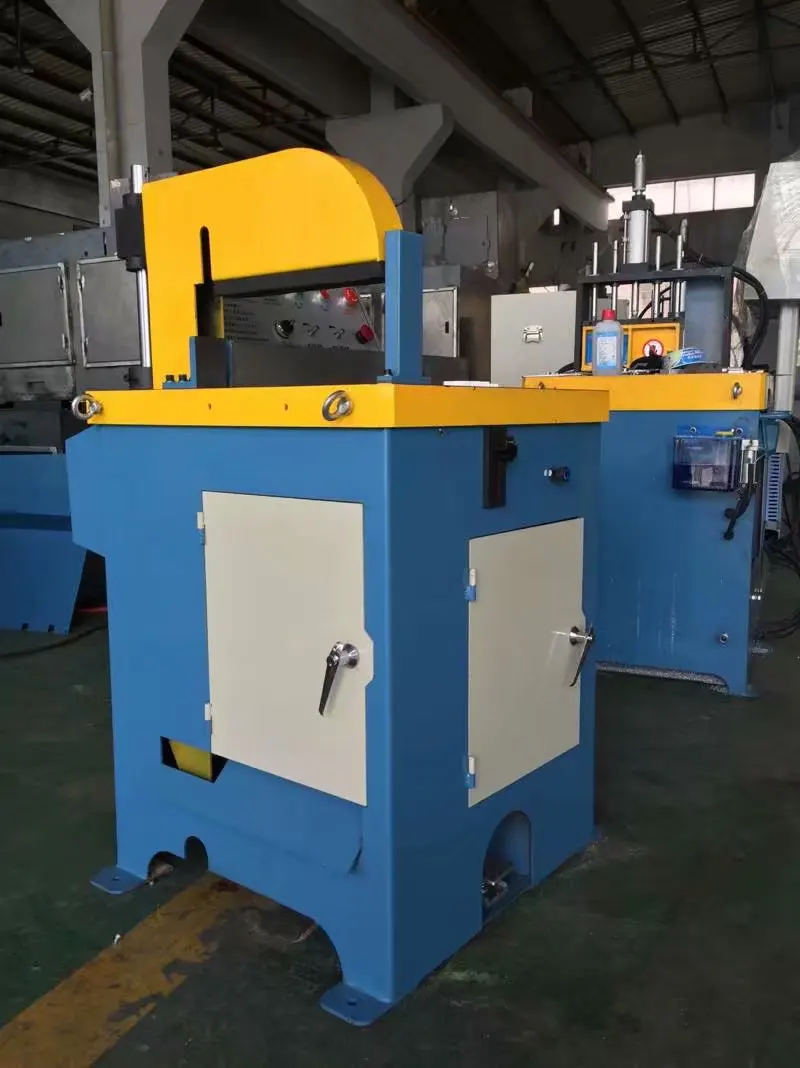 Полуавтоматическая машина для резки алюминия с низким уровнем шума и высокой точностью