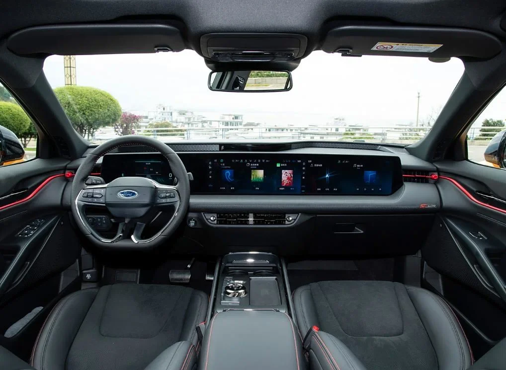 Modern Electric Vehicle for-D Mondeo - Efficient Family Sedan