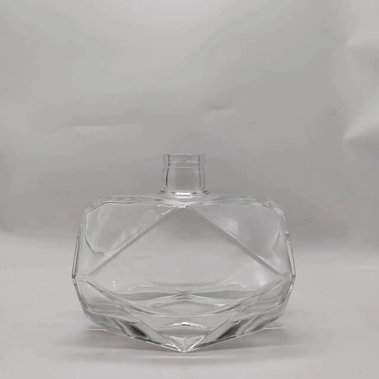 manufacture super flint  bottle high quality 500ml 700ml 750ml spirts rum gin whisky cognac XO brandy glass bottle