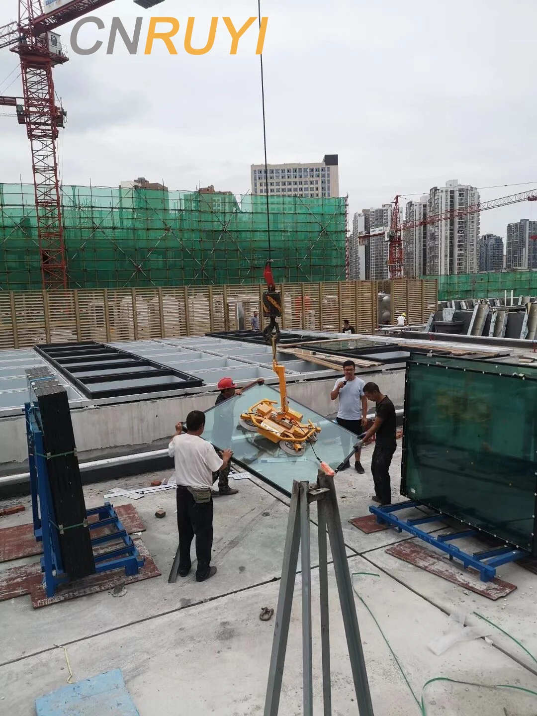 800kg glass lifting equipment lifter ship from Qingdao