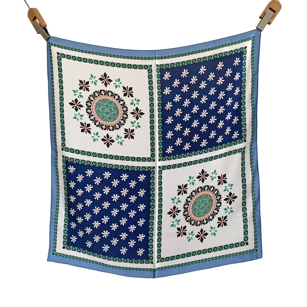 Wholesale fashion Korea Dongdaemun retro bandana cashew flower square silky scarf