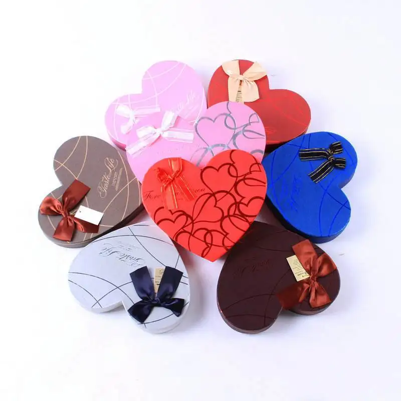 Custom Luxury Gift Packaging Heart Shaped Cardboard Packaging Chocolate Flower Gift Boxes