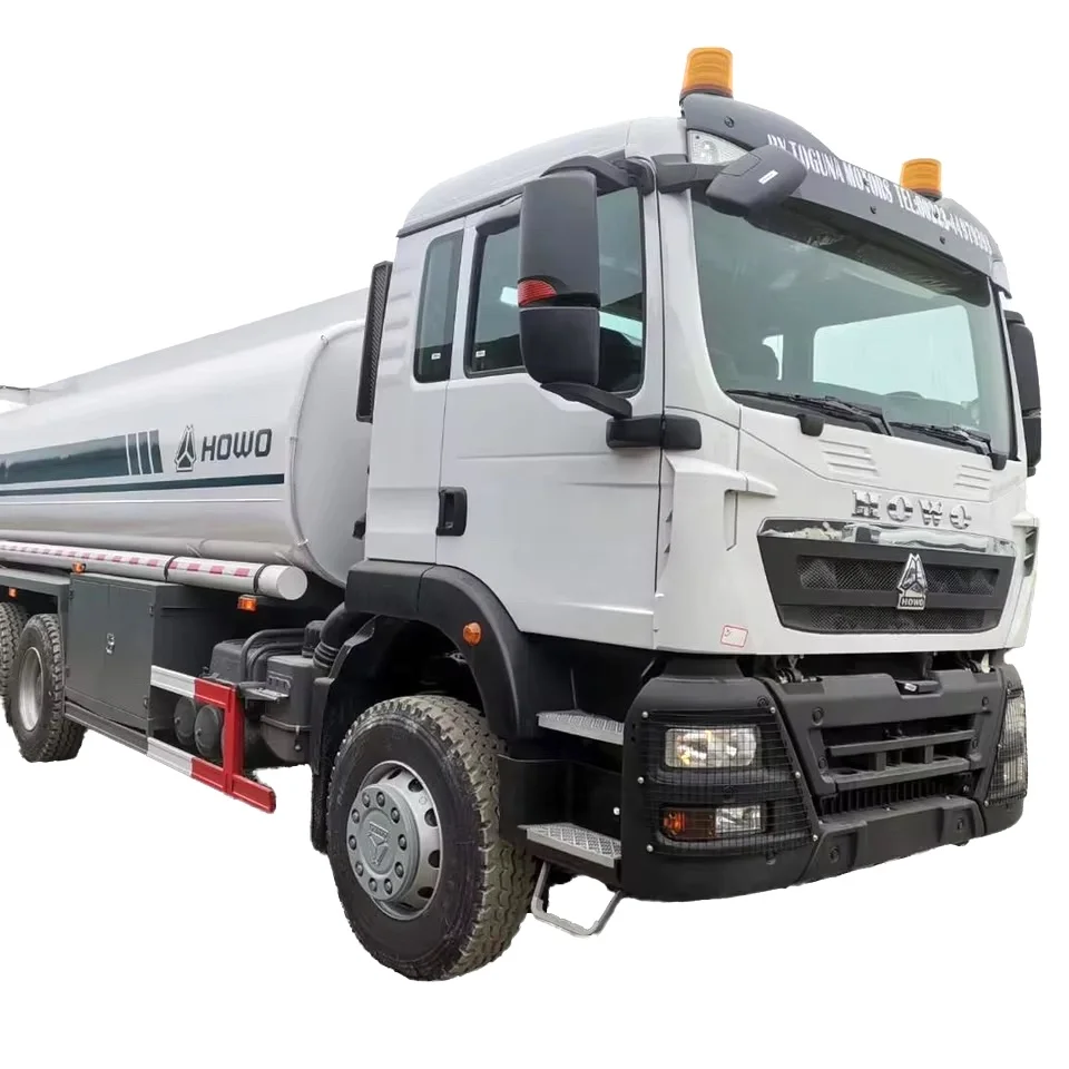 Sinotruk Howo 20 CBM 400 HP Fuel Tank Truck: Powerful Engine, Efficient Transportation