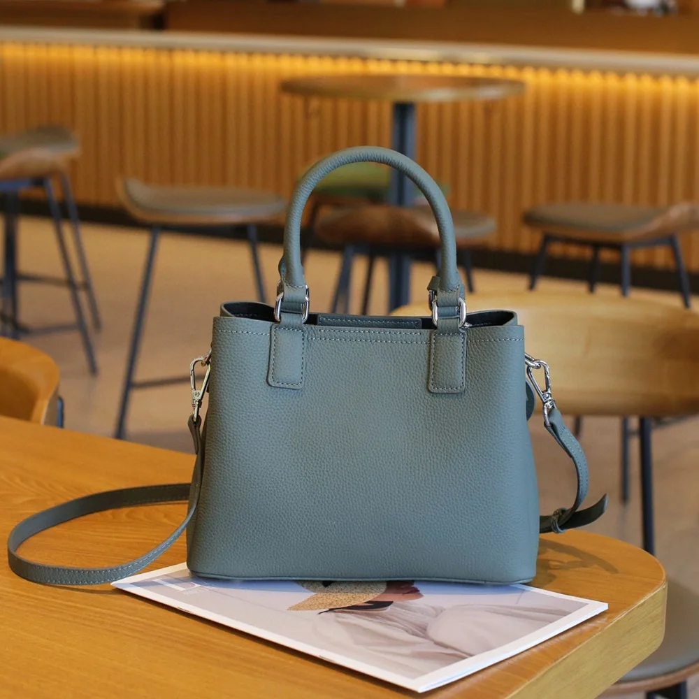 Wholesale Genuine leather Fashion Top Grade Luxury Bags Ladies Purses Sling Bag Women Handbags