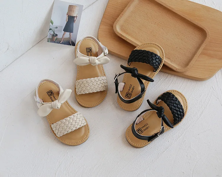 Western style girls woven sandals summer sweet bow board shoes soft bottom beach artificial leather sandals